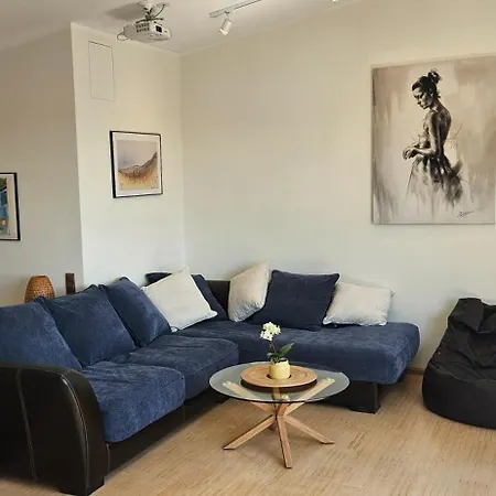 公寓 Penthouse With An Amazing Kitchen And View