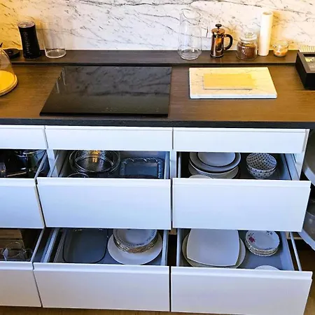 Penthouse With An Amazing Kitchen And View شقة *