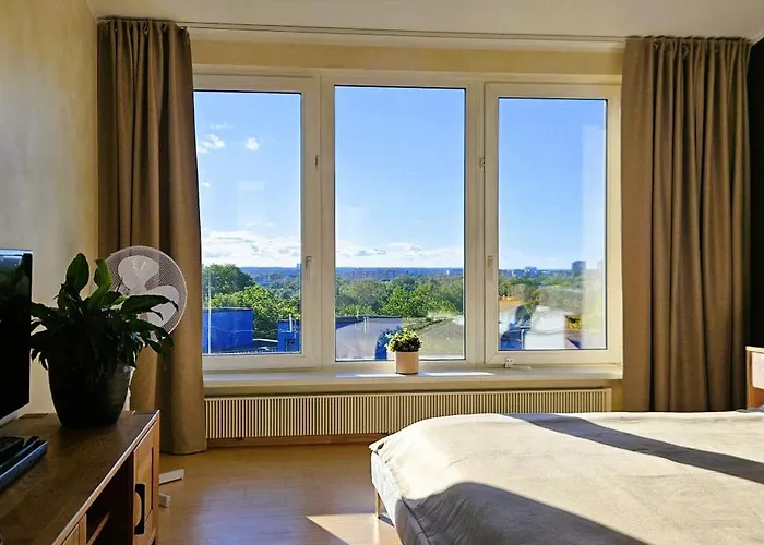 Penthouse With An Amazing Kitchen And View * Talin