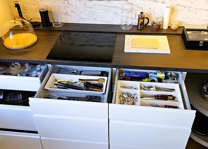 公寓 Penthouse With An Amazing Kitchen And View 塔林