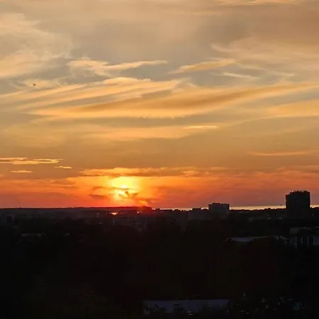 Penthouse With An Amazing Kitchen And View 아파트