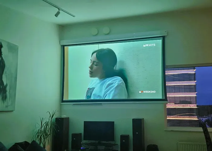 Penthouse With An Amazing Kitchen And View * טאלין