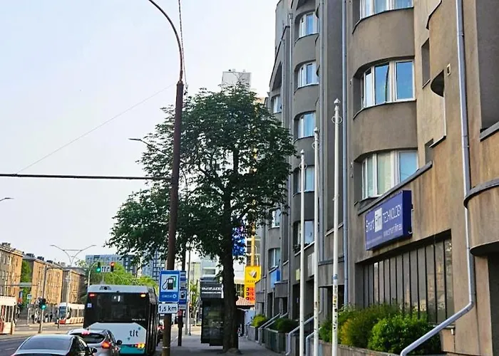 Penthouse With An Amazing Kitchen And View